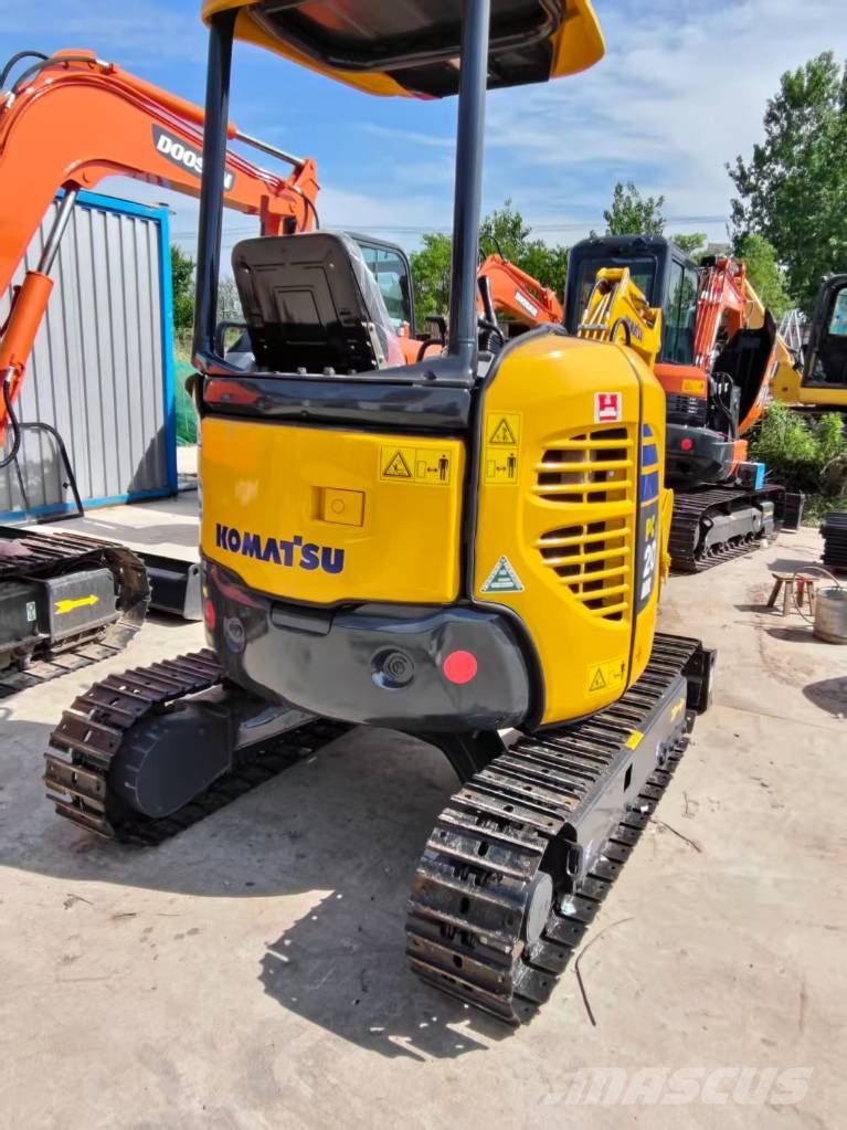 Komatsu PC 20 대형 굴삭기 29톤 이상