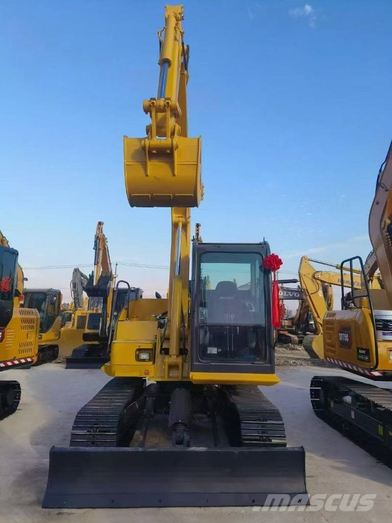 Komatsu 70 Escavadeiras de esteiras