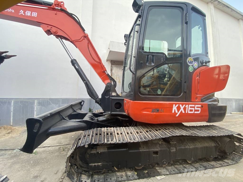Kubota KX 165 Roomikekskavaatorid