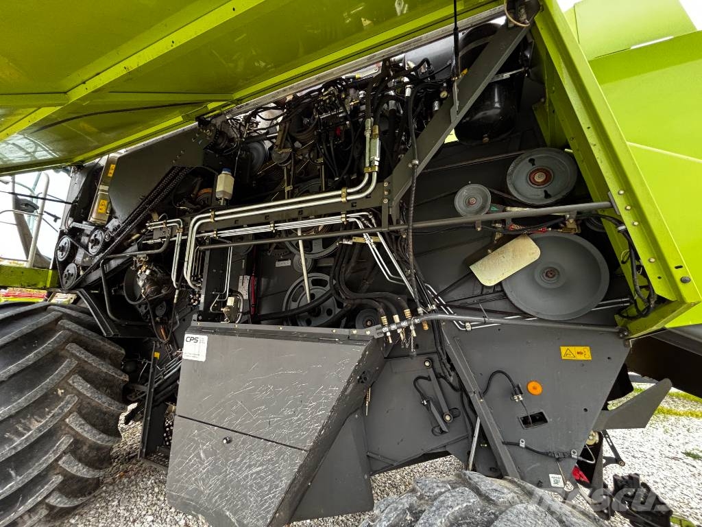 CLAAS Lexion 670 Colheitadeiras