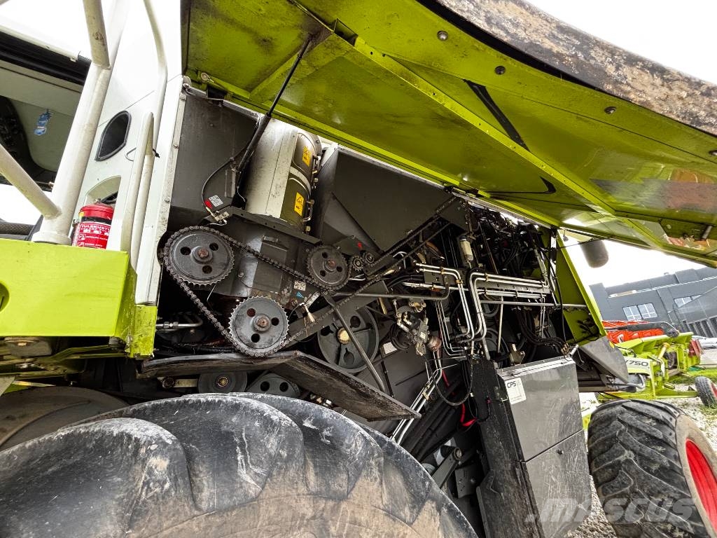 CLAAS Lexion 670 Colheitadeiras