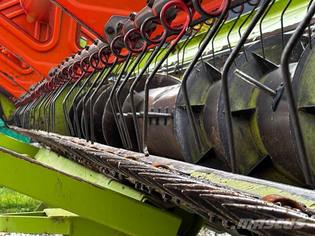 CLAAS Lexion 670 Colheitadeiras