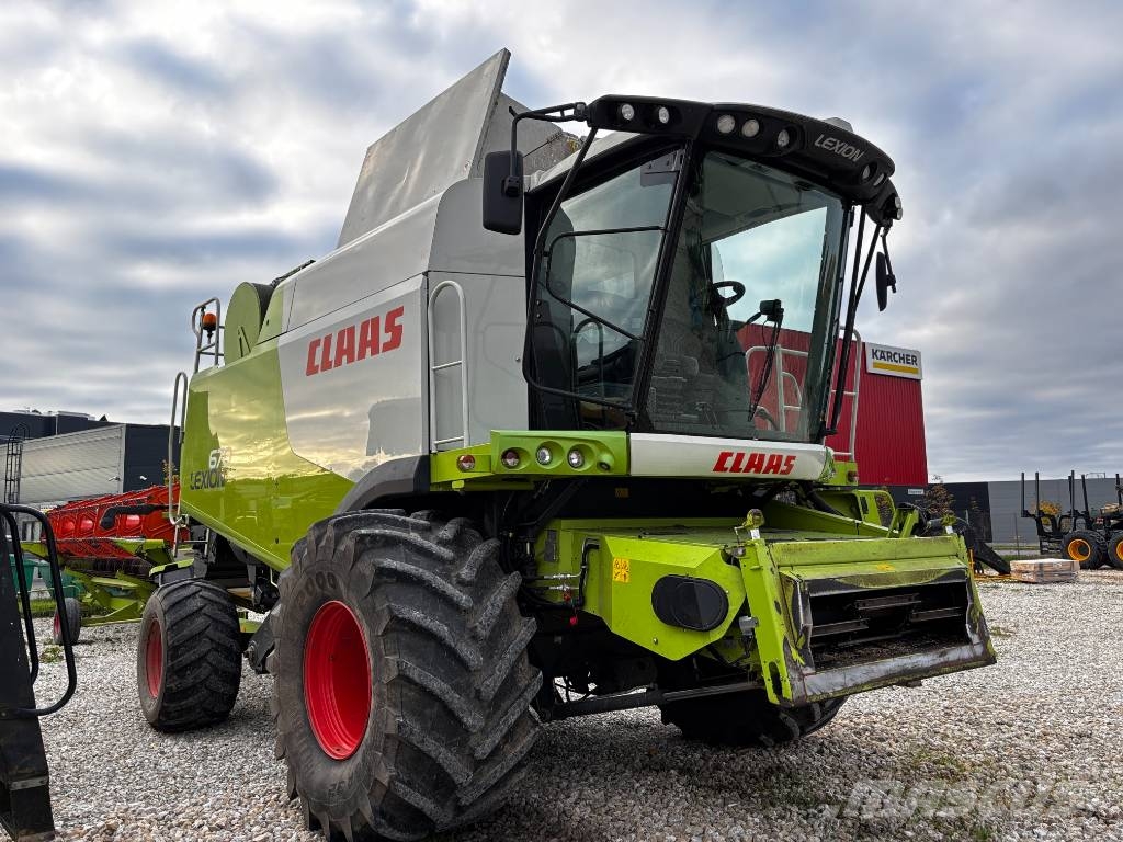 CLAAS Lexion 670 Colheitadeiras