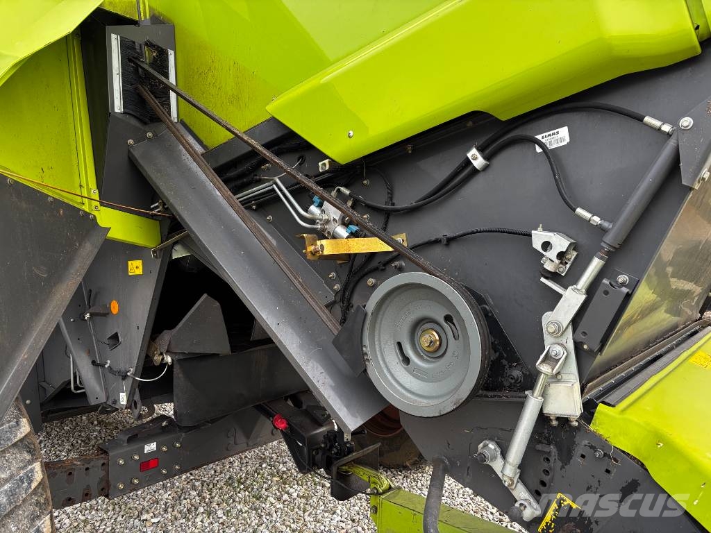 CLAAS Lexion 670 Colheitadeiras