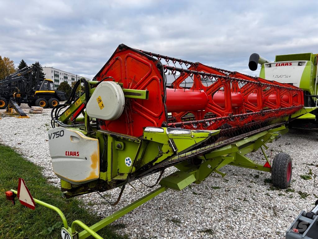 CLAAS Lexion 670 Colheitadeiras