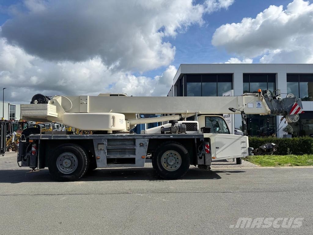 PPM 2FHTR1 | 30T All-Terrain-Krane