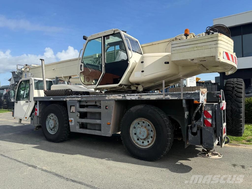 PPM 2FHTR1 | 30T All-Terrain-Krane