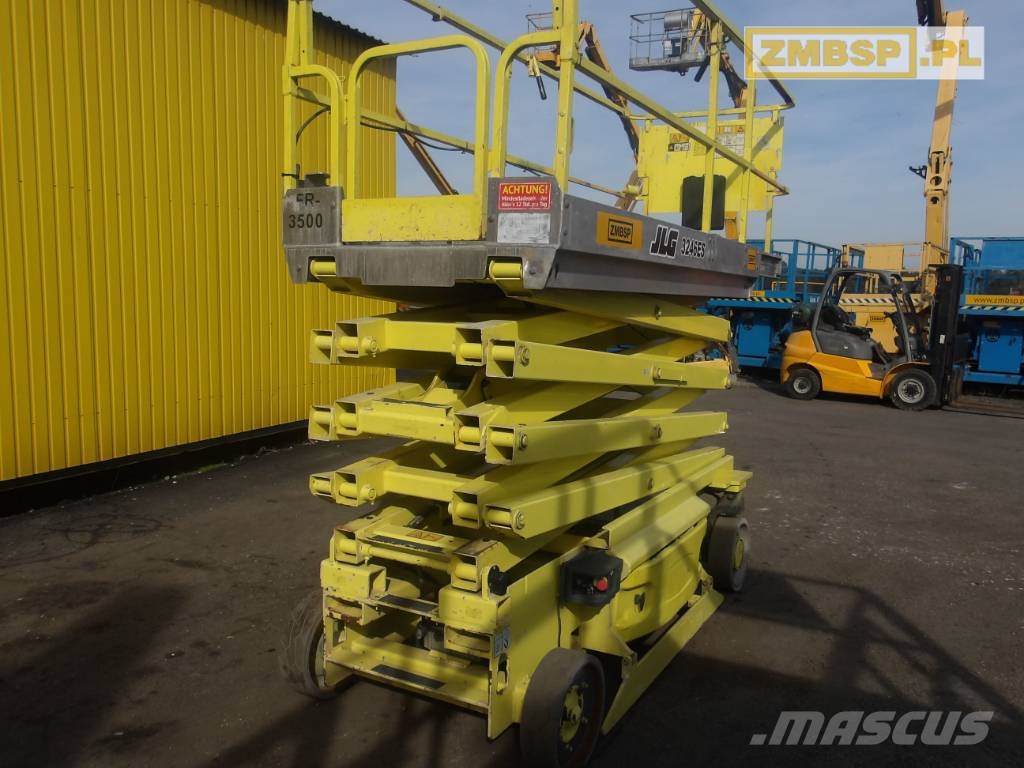 JLG 3246 ES Šķerveida pacēlāji