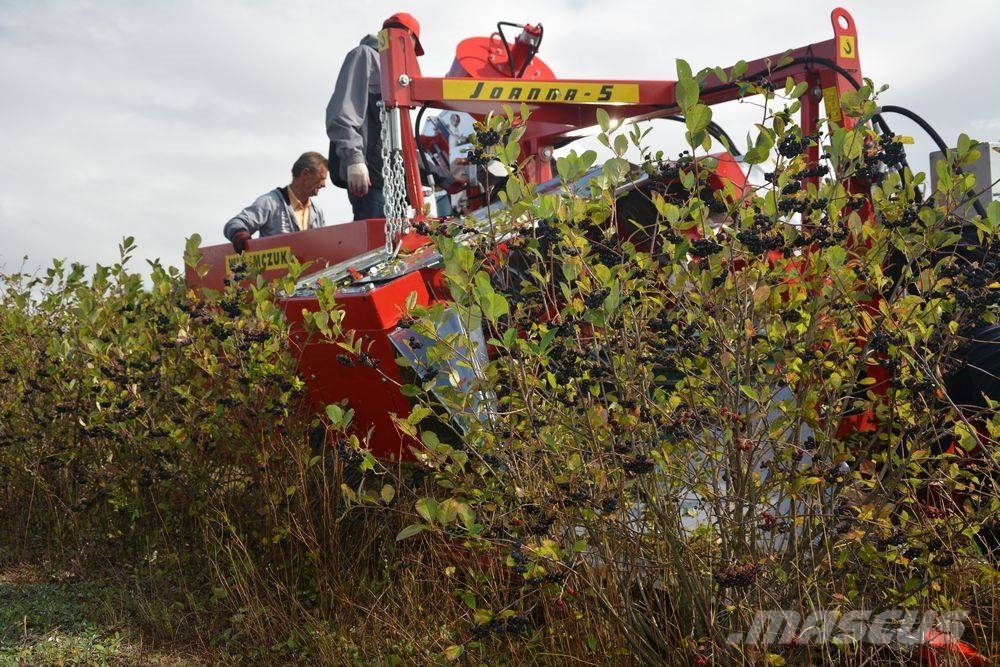 Weremczuk Berry harvester JOANNA-5 Olivenernte Maschinen