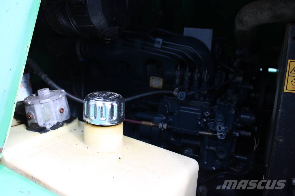 Benford 3000 عربات نقل قلابة للمواقع