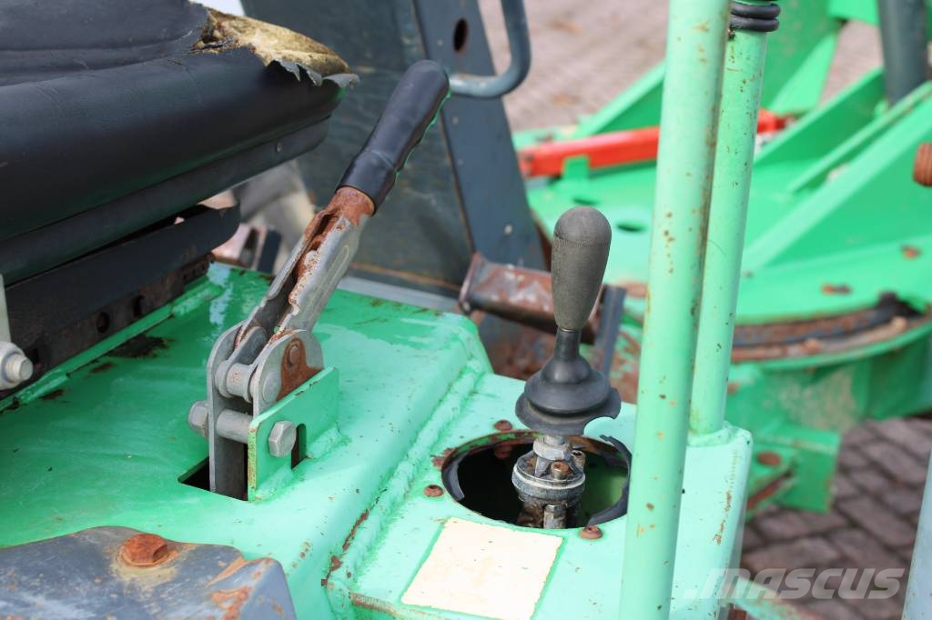 Benford 3000 عربات نقل قلابة للمواقع