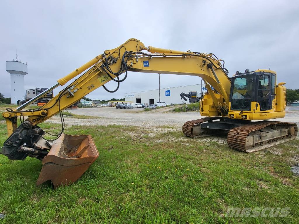 Komatsu PC228USLC-11 Escavadeiras de esteiras