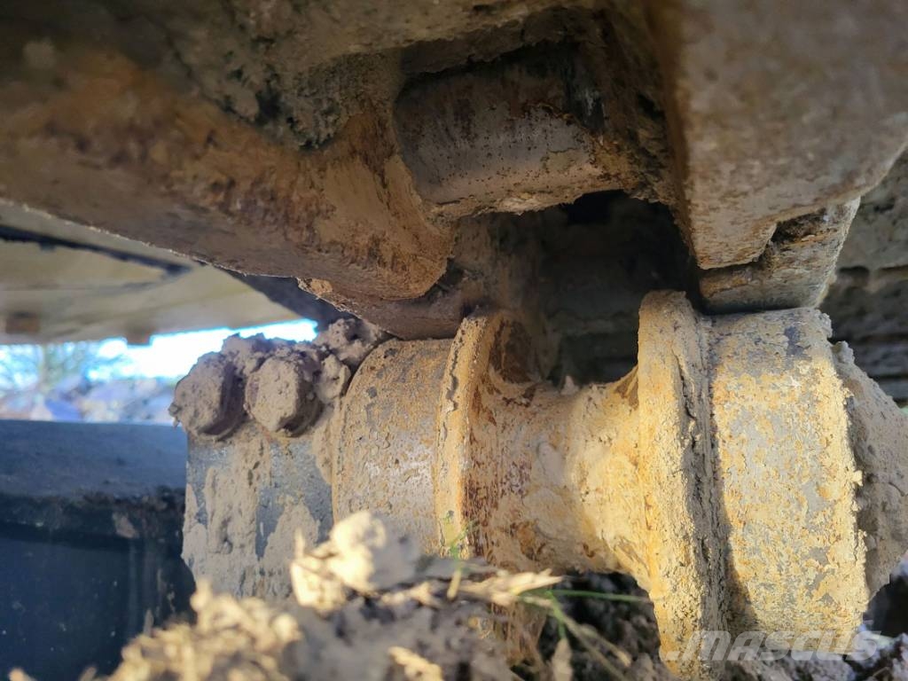 Komatsu PC228USLC-11 Escavadeiras de esteiras