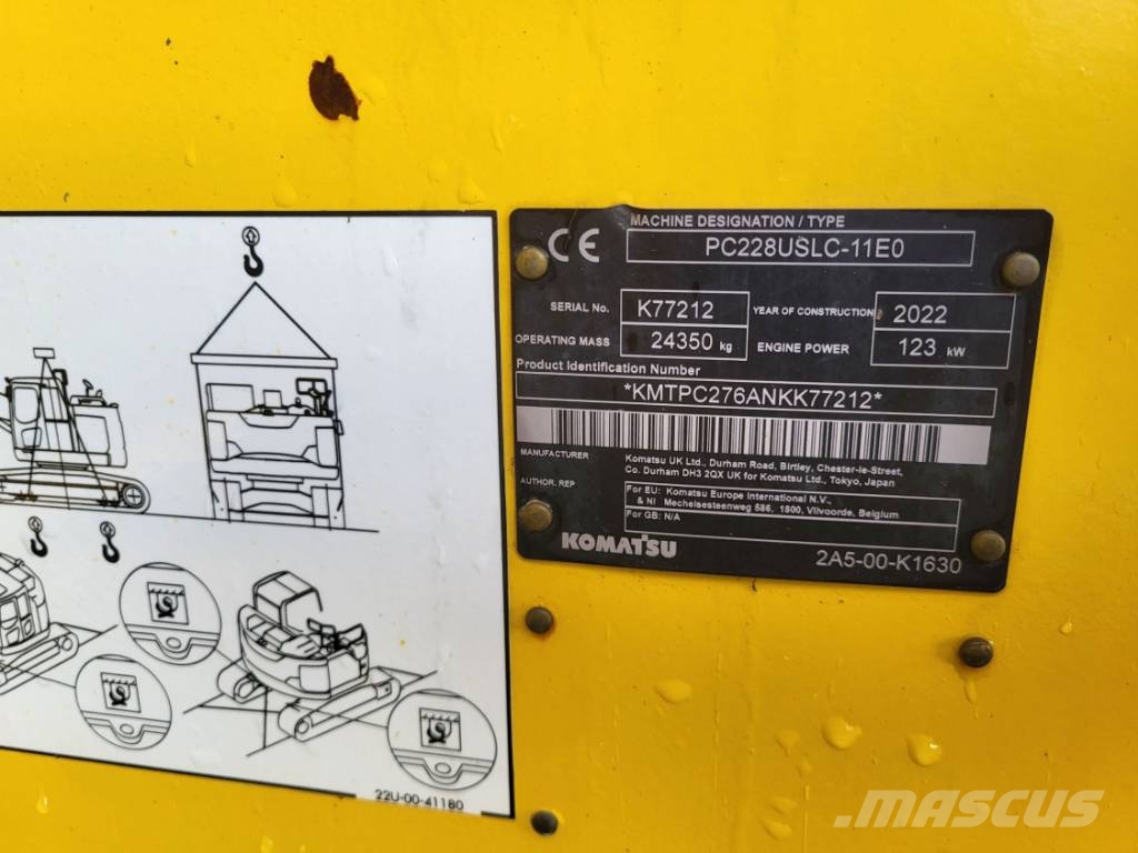 Komatsu PC228USLC-11 Escavadeiras de esteiras