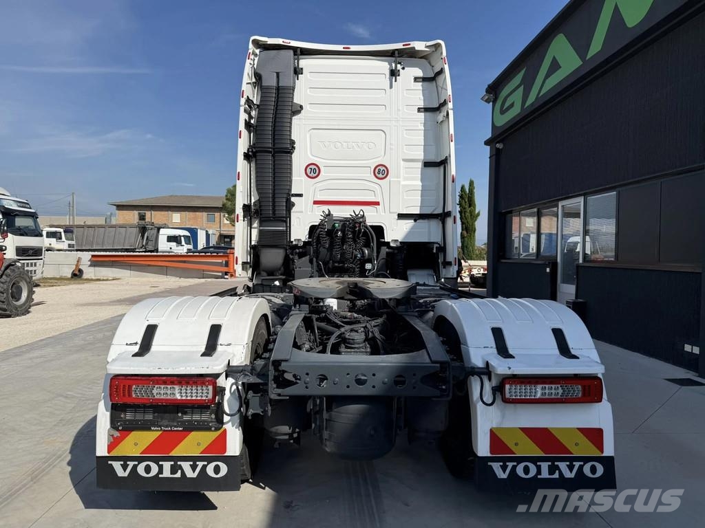 Volvo FH13.500 Globetrotter XL Dual-Clutch Euro6 VEB Trekkers