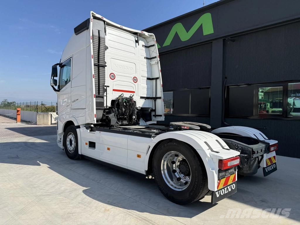 Volvo FH13.500 Globetrotter XL Dual-Clutch Euro6 VEB Trekkers