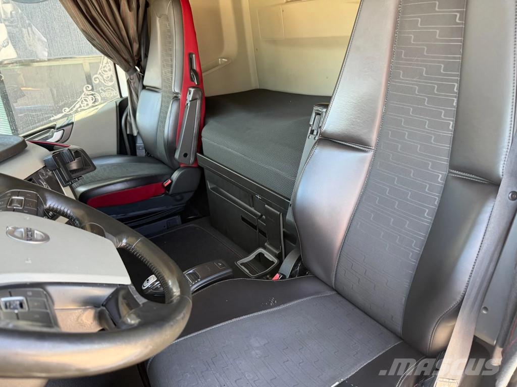 Volvo FH13.500 Globetrotter XL Dual-Clutch Euro6 VEB Trekkers