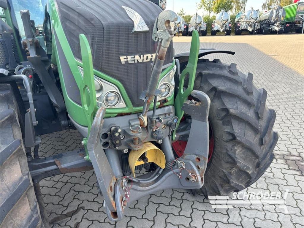 Fendt 516 VARIO SCR PROFI PLUS Traktorji