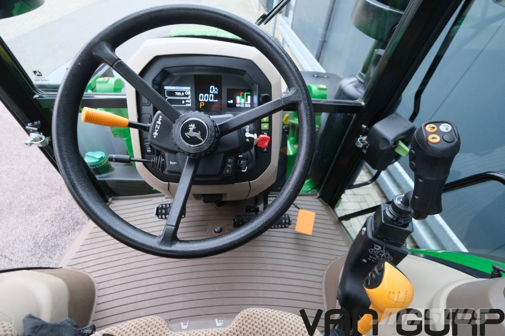 John Deere 5130 M | 2024 | 785 h ( vgl. 6R130 ) Traktori