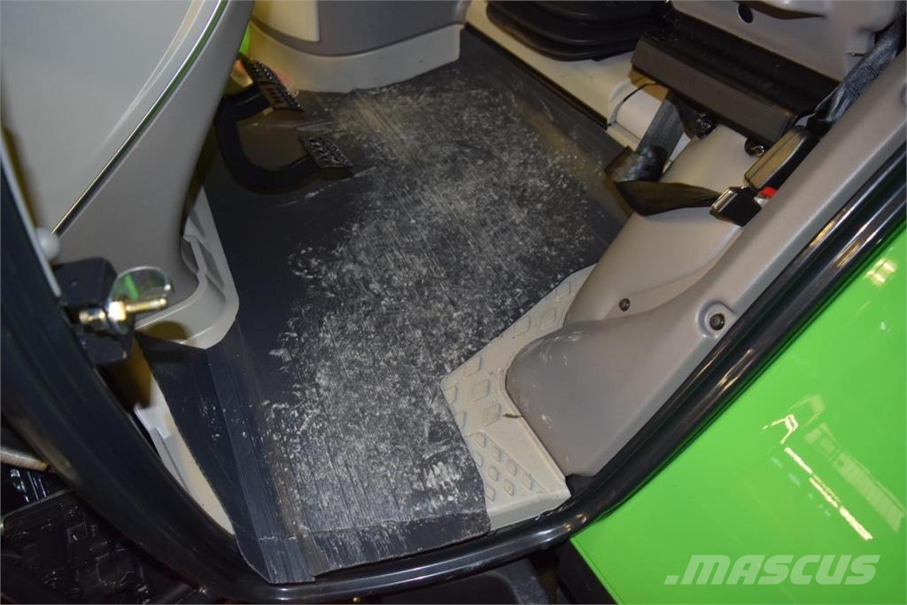 Deutz-Fahr Agrotron 6205 G RC SHIFT Traktorit