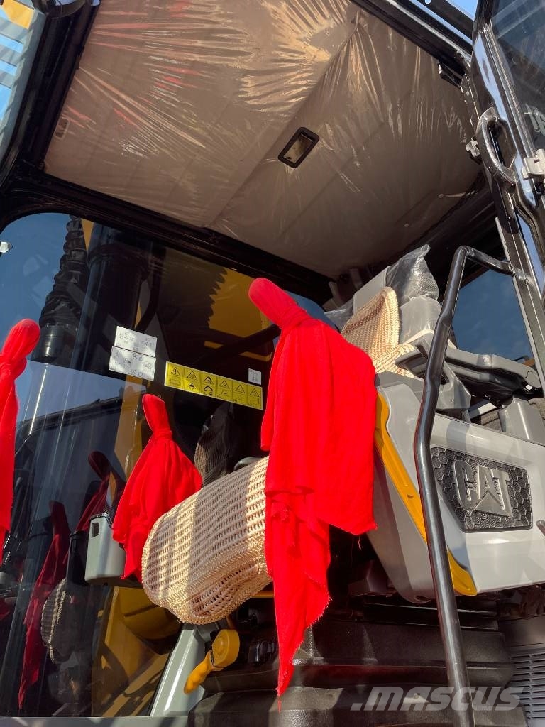 CAT 336 Гусеничні екскаватори