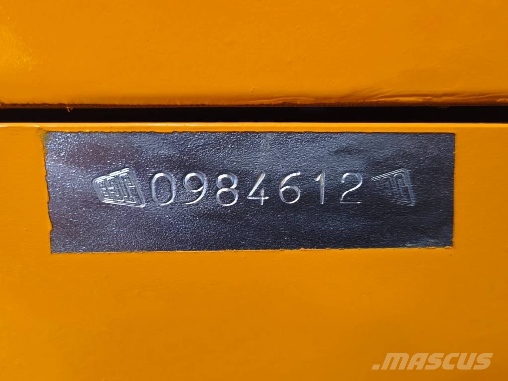JCB 3 CX Backhoe loaders
