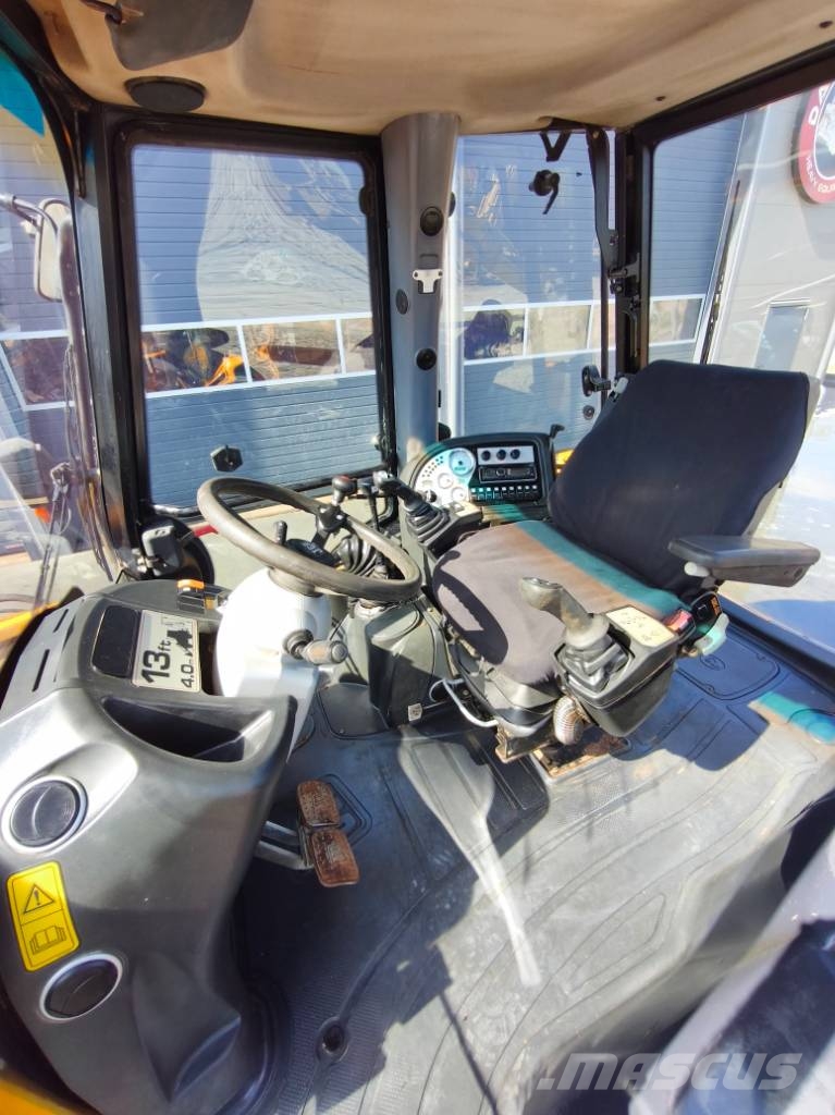 JCB 3 CX Backhoe loaders