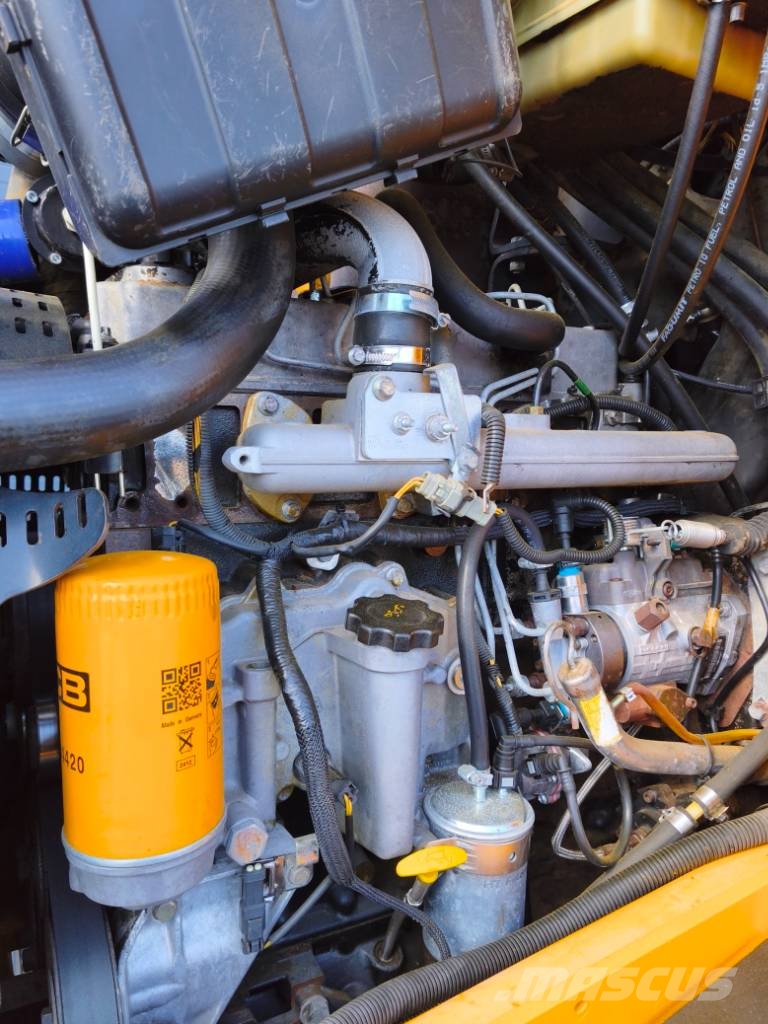 JCB 3 CX Backhoe loaders