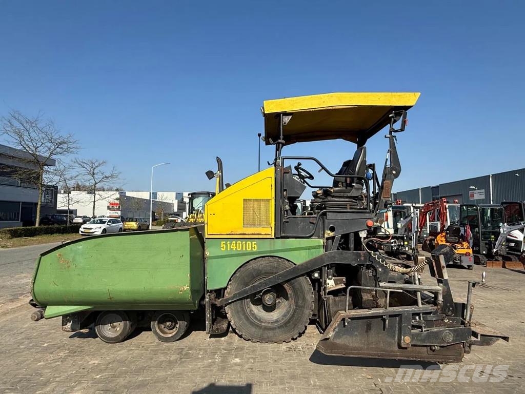 Dynapac F6-4W معدات السفلتة