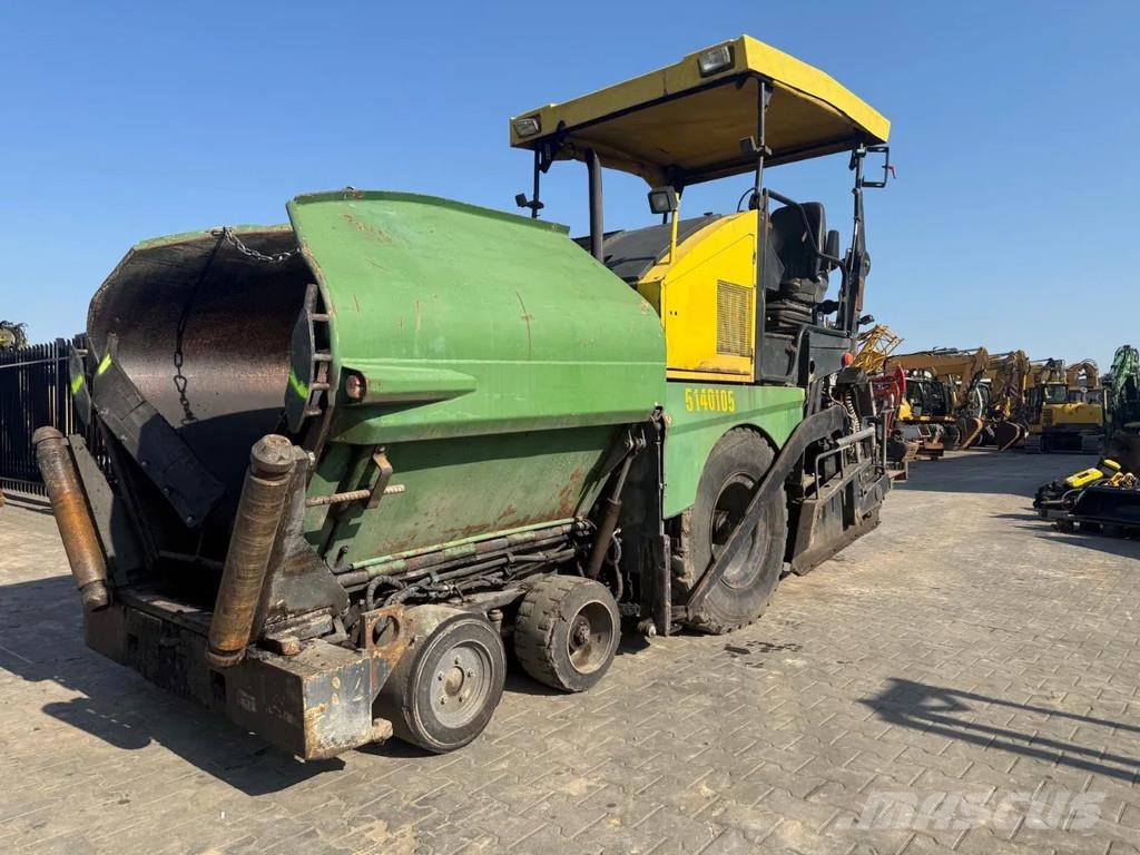 Dynapac F6-4W معدات السفلتة
