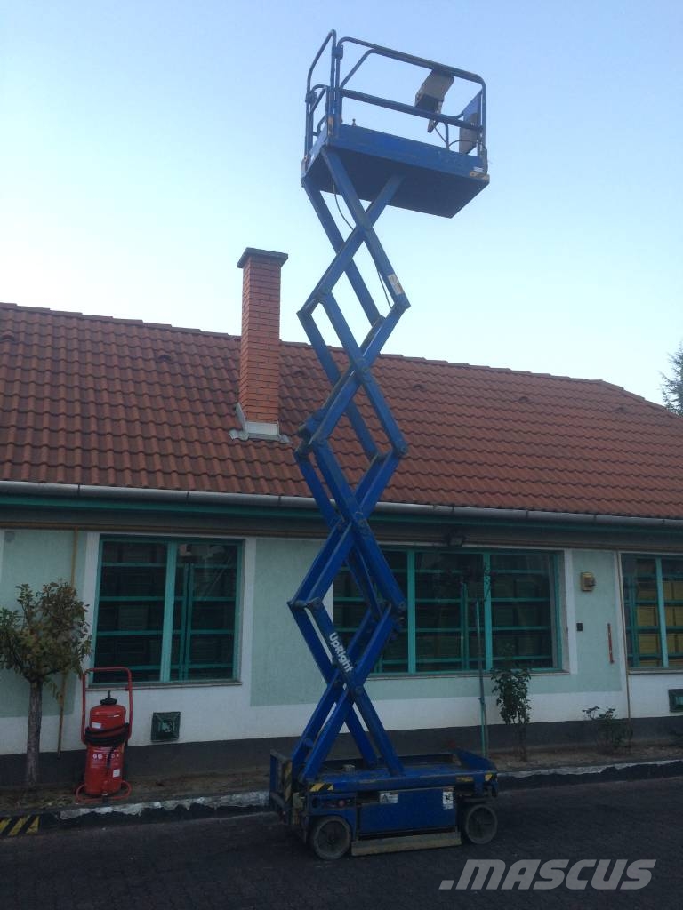 UpRight MX19 V-2783 EO Personenaufzüge