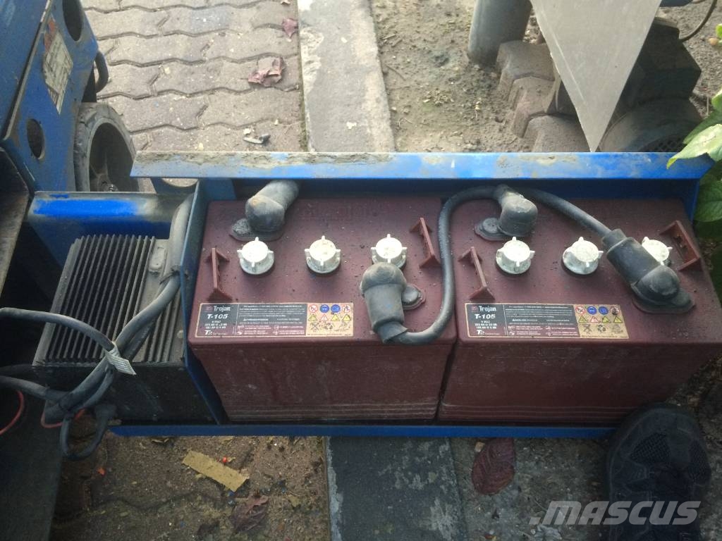 UpRight MX19 V-2783 EO Personenaufzüge