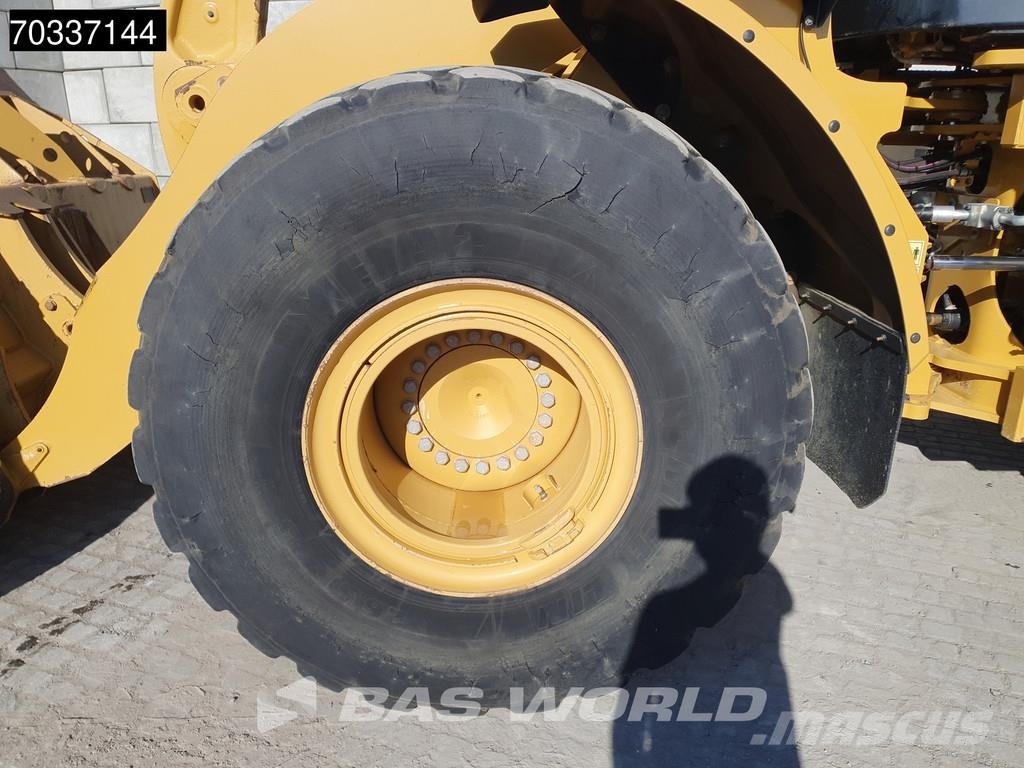 CAT 972 M XE Kolesni nakladalci