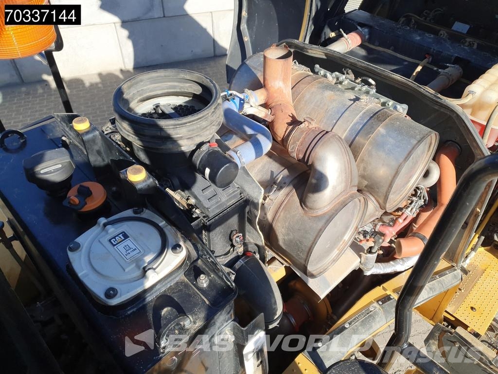 CAT 972 M XE Kolesni nakladalci