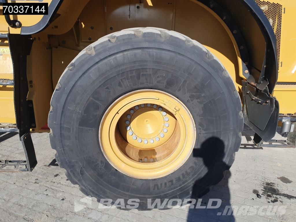 CAT 972 M XE Kolesni nakladalci