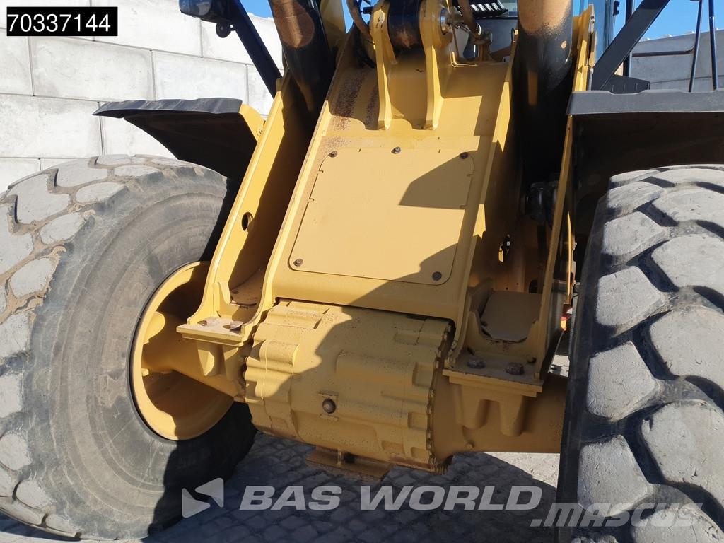 CAT 972 M XE Kolesni nakladalci