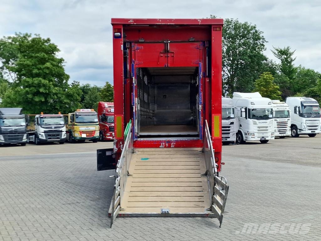 Finkl 3 deck - lift- water - vans - steering axle Eläinkuljetuspuoliperävaunut