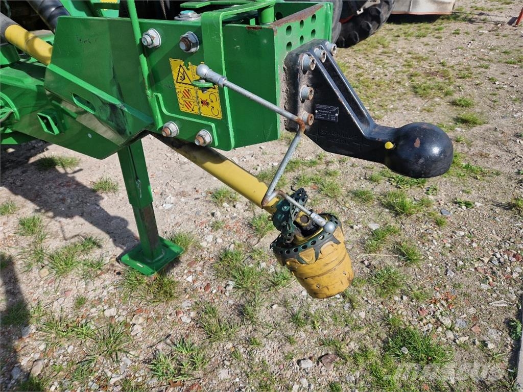 John Deere 740i Anhängespritzen