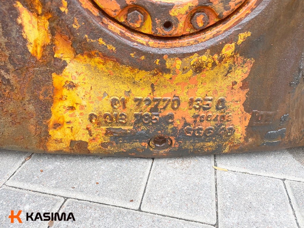 Moxy MT 31 tandems محور العجلة