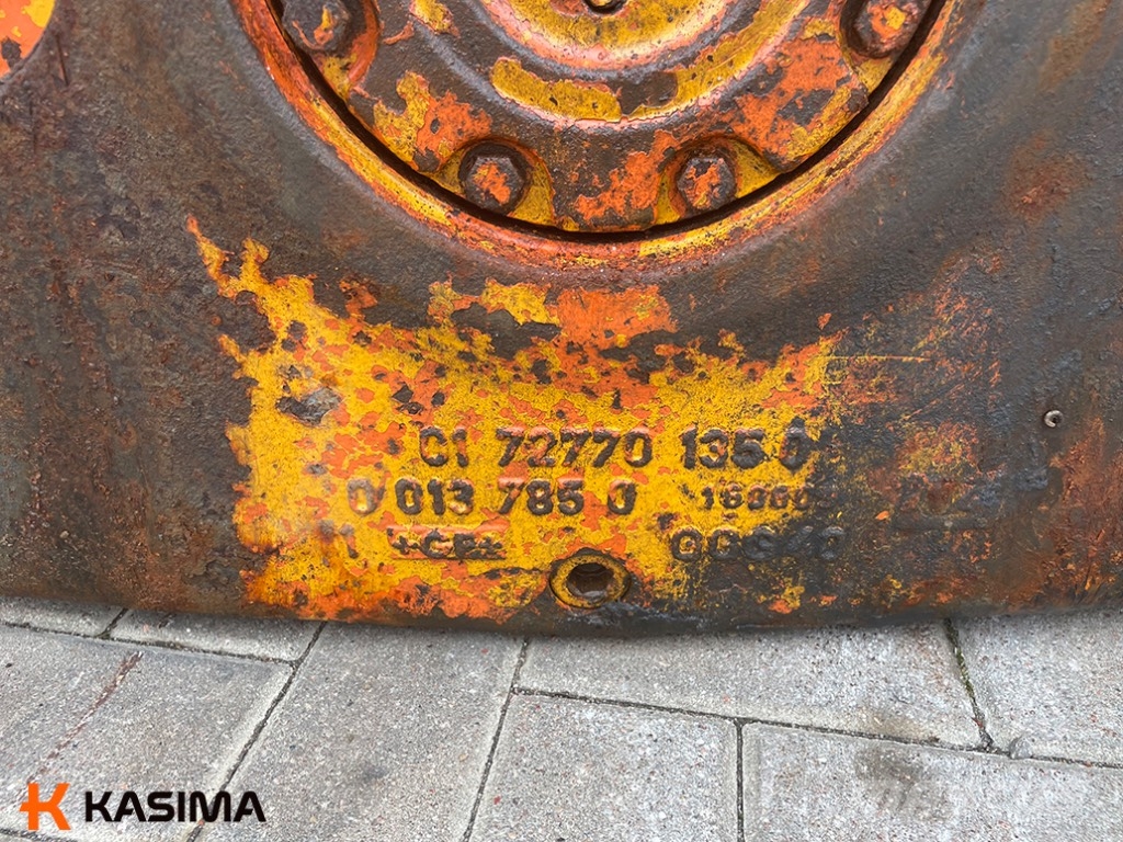 Moxy MT 31 tandems محور العجلة