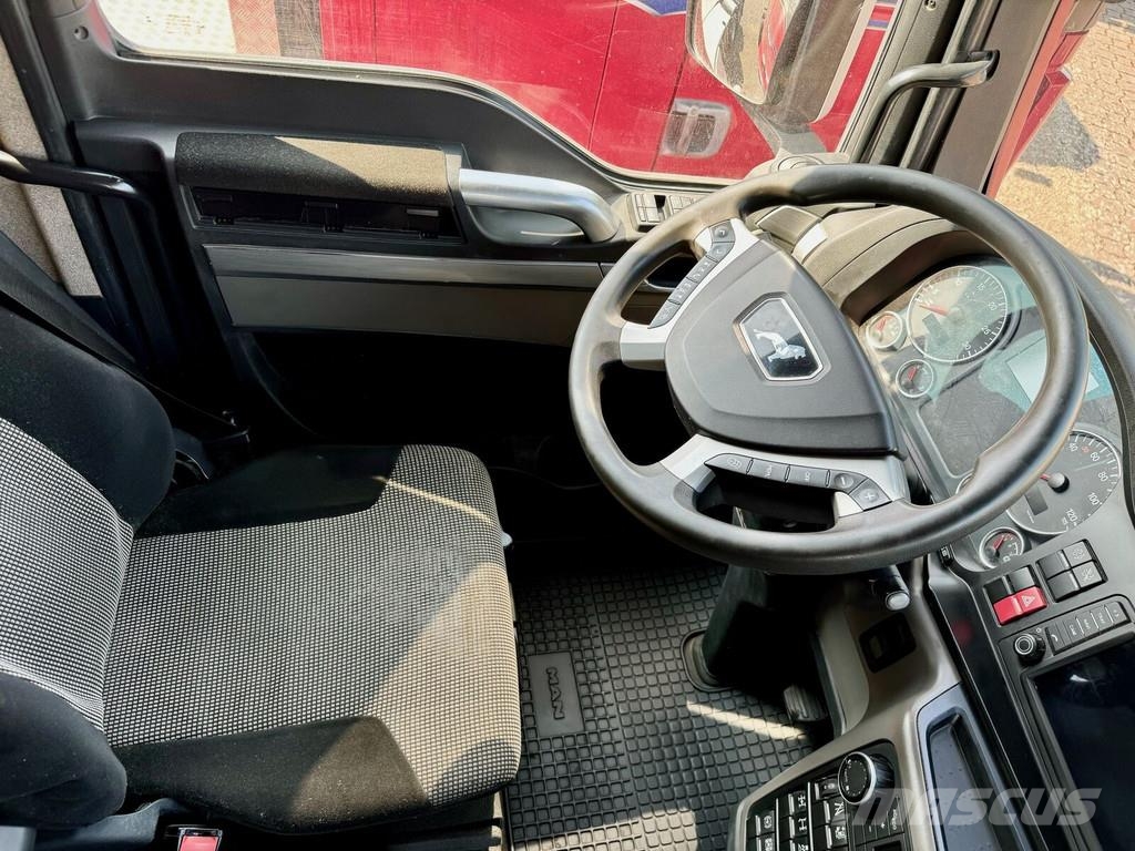 MAN TGS 33.640 6x4 Schwerlast 90 to Motor E6 D Retarde Sattelzugmaschinen