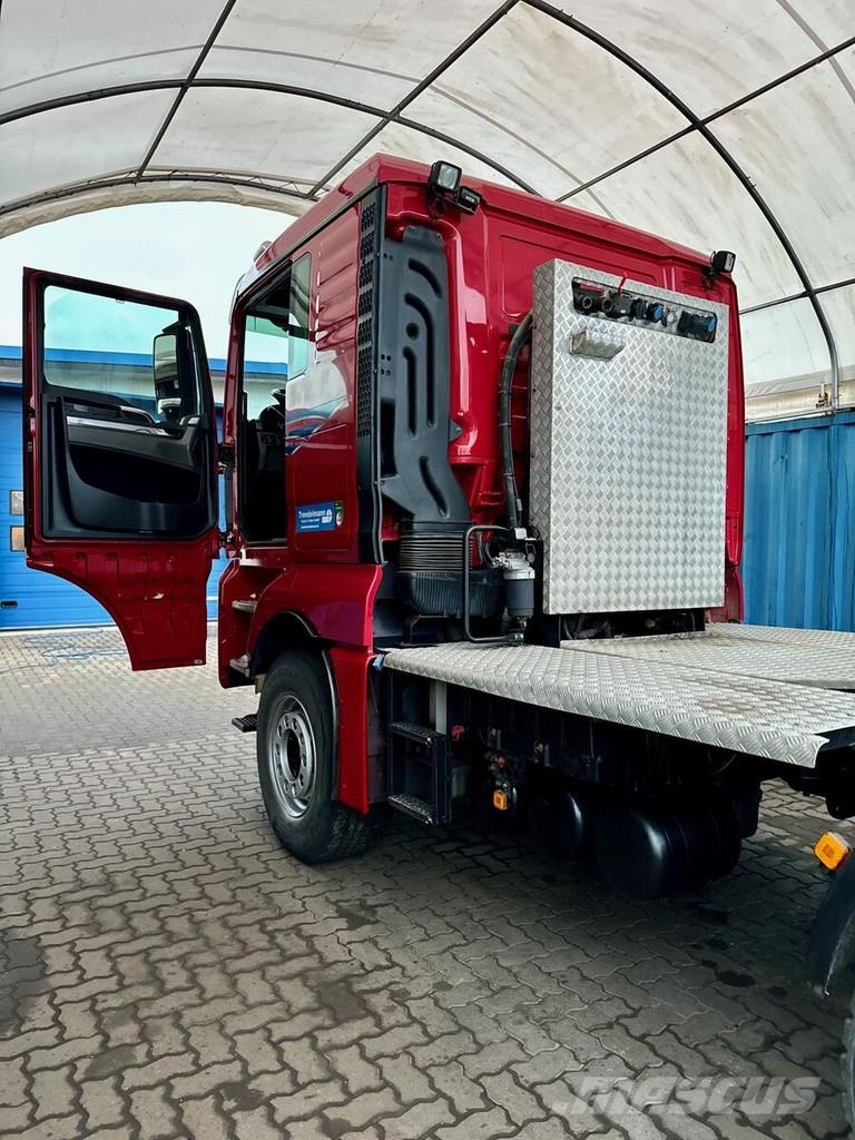 MAN TGS 33.640 6x4 Schwerlast 90 to Motor E6 D Retarde Sattelzugmaschinen