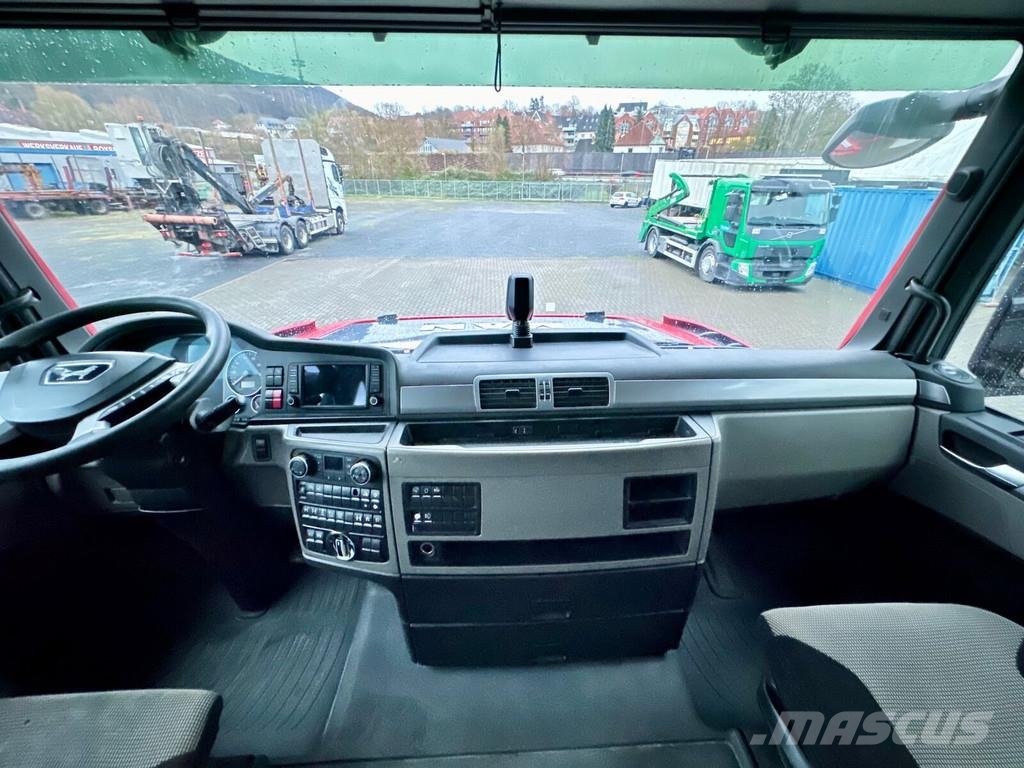 MAN TGS 33.640 6x4 Schwerlast 90 to Motor E6 D Retarde Sattelzugmaschinen