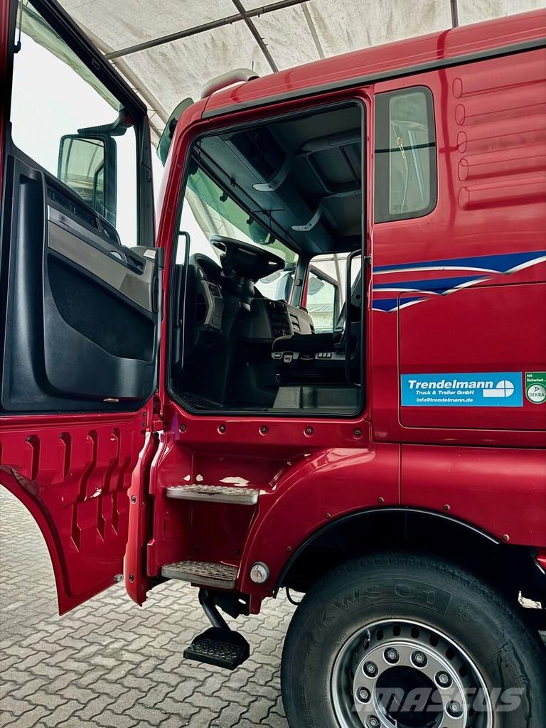 MAN TGS 33.640 6x4 Schwerlast 90 to Motor E6 D Retarde Sattelzugmaschinen