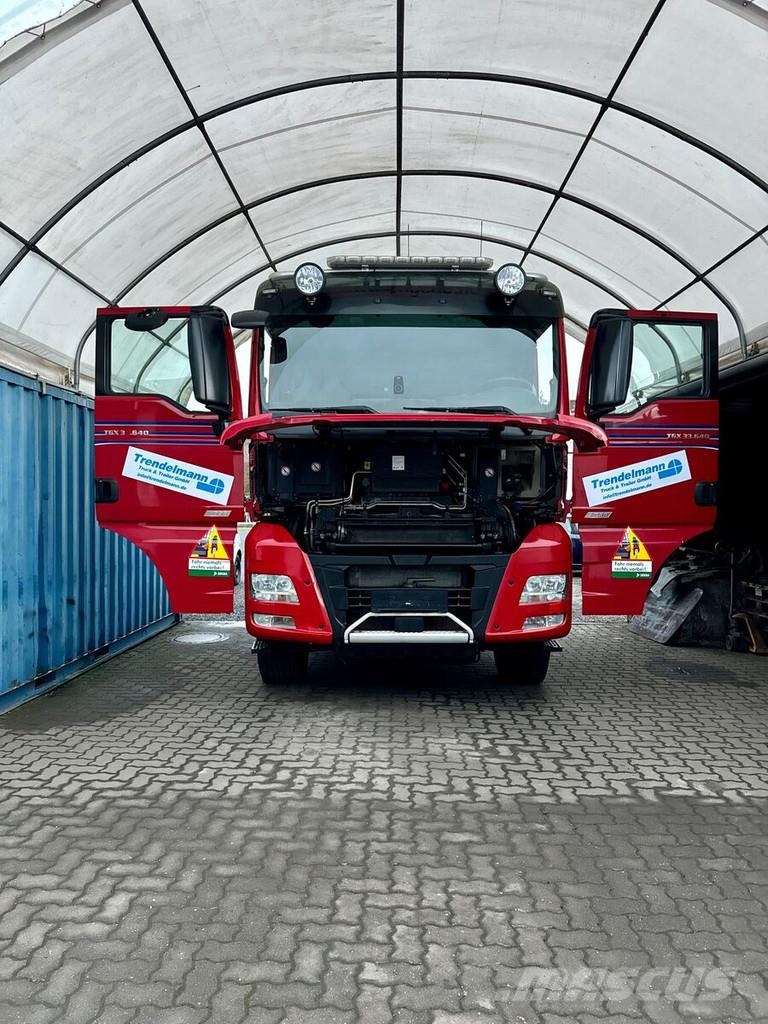 MAN TGS 33.640 6x4 Schwerlast 90 to Motor E6 D Retarde Sattelzugmaschinen