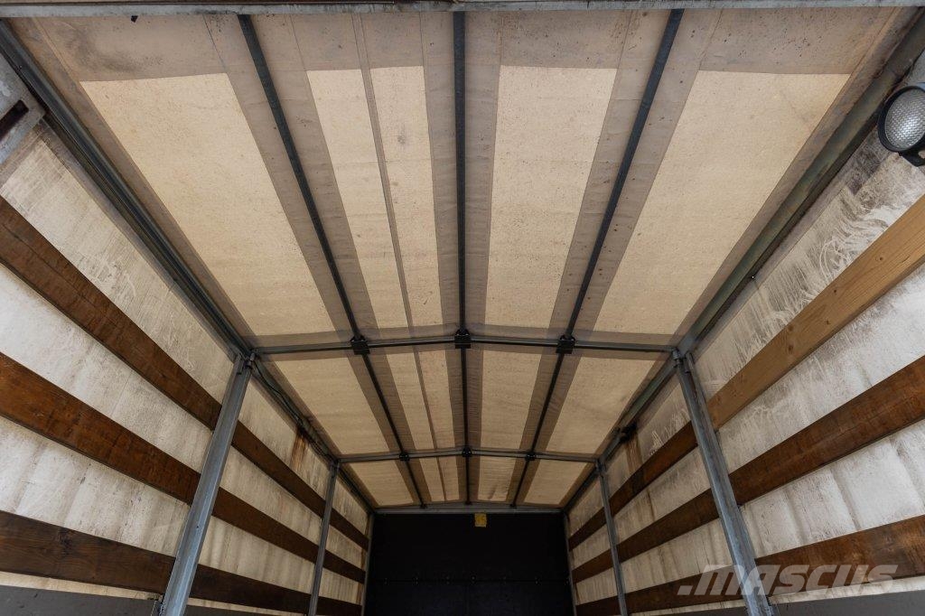 Renault D16.240 DXI Camiones de caja de lona