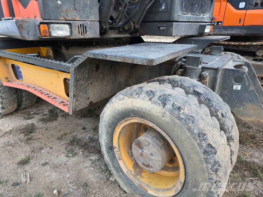 Volvo EW 140 Gravemaskiner på hjul