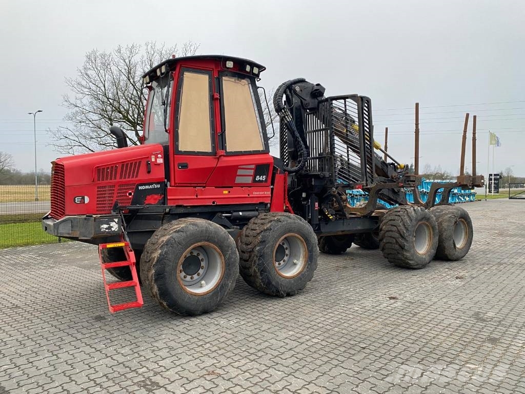 Komatsu 845 Forwarders