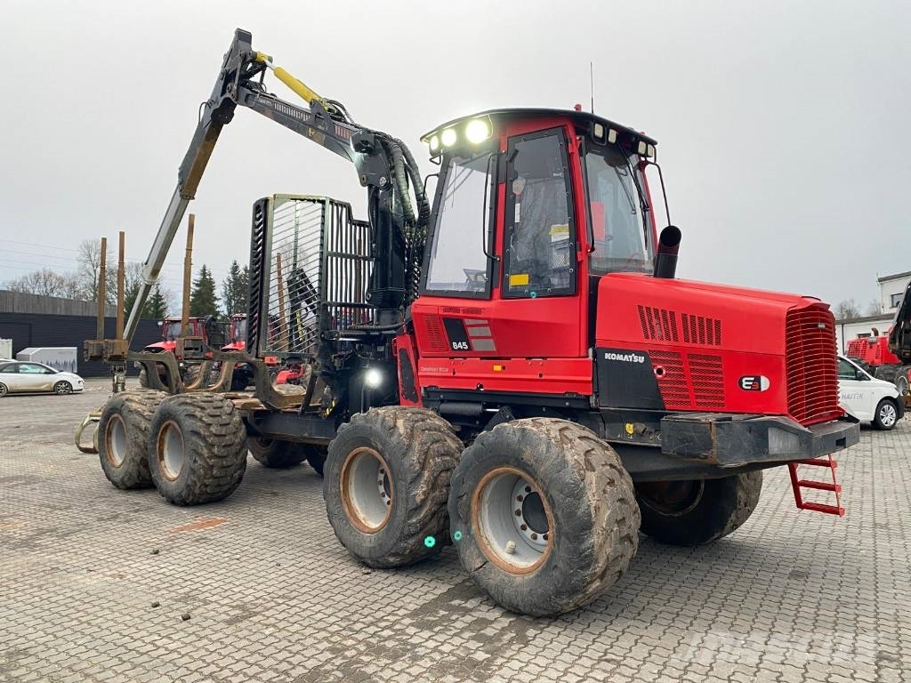 Komatsu 845 Forwarders