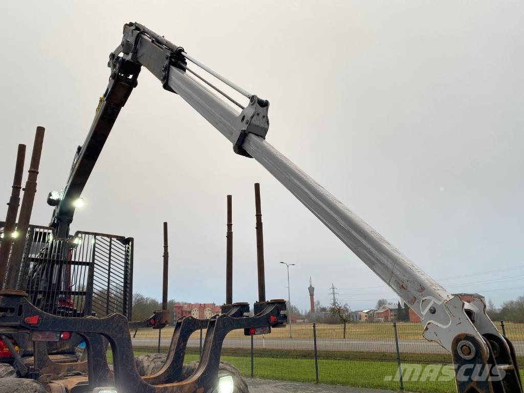 Komatsu 845 Forwarders